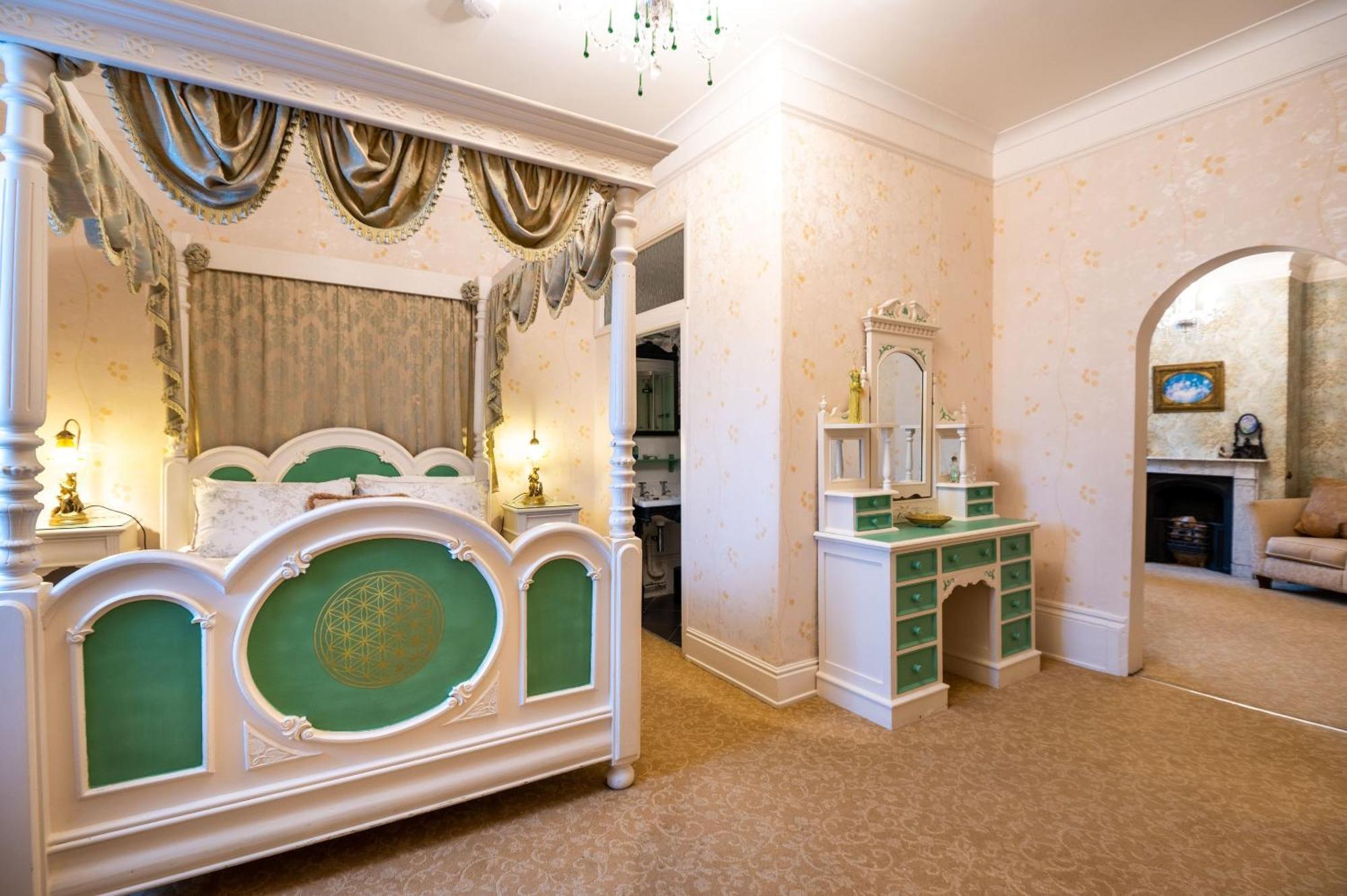 Enchanted Manor Niton 외부 사진